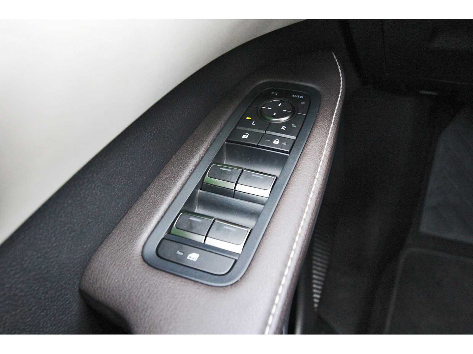 Used 2025 Lexus RX 350 Premium Plus w/ Convenience Package AWD/4WD image 20