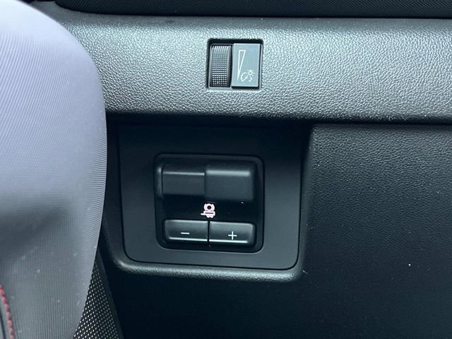 Used 2023 Chevrolet Colorado Z71 w/ Z71 Convenience Package 2 image 35