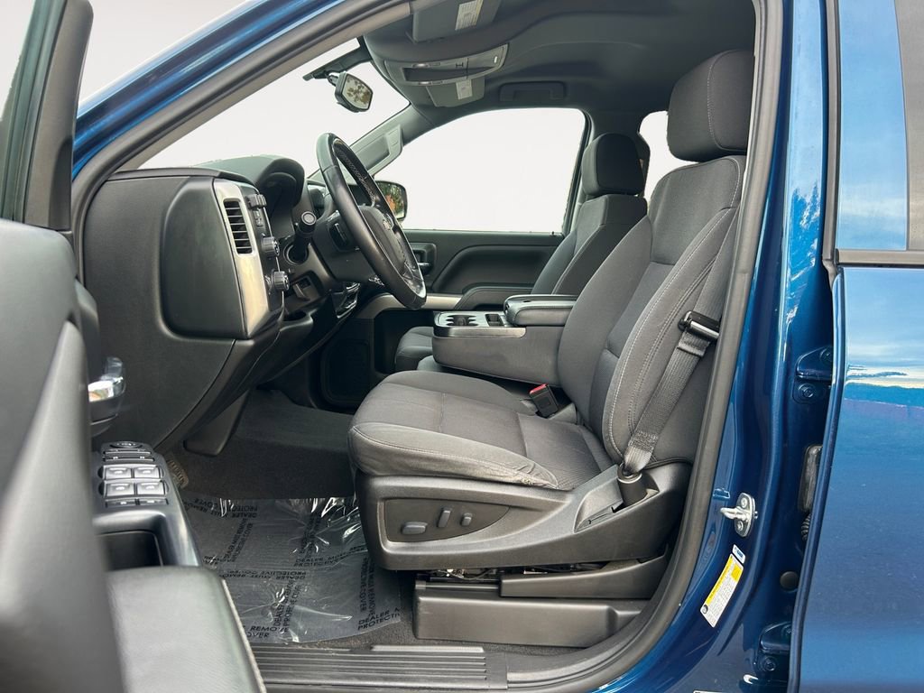 Used 2018 Chevrolet Silverado 1500 LT w/ All Star Edition image 15