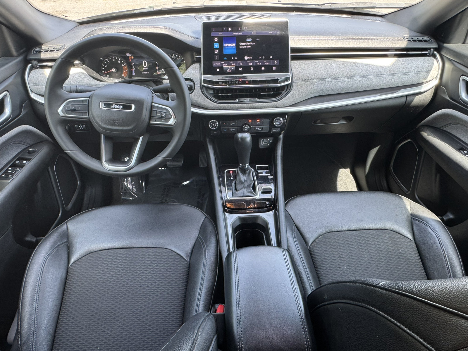 Used 2024 Jeep Compass Latitude AWD/4WD image 24