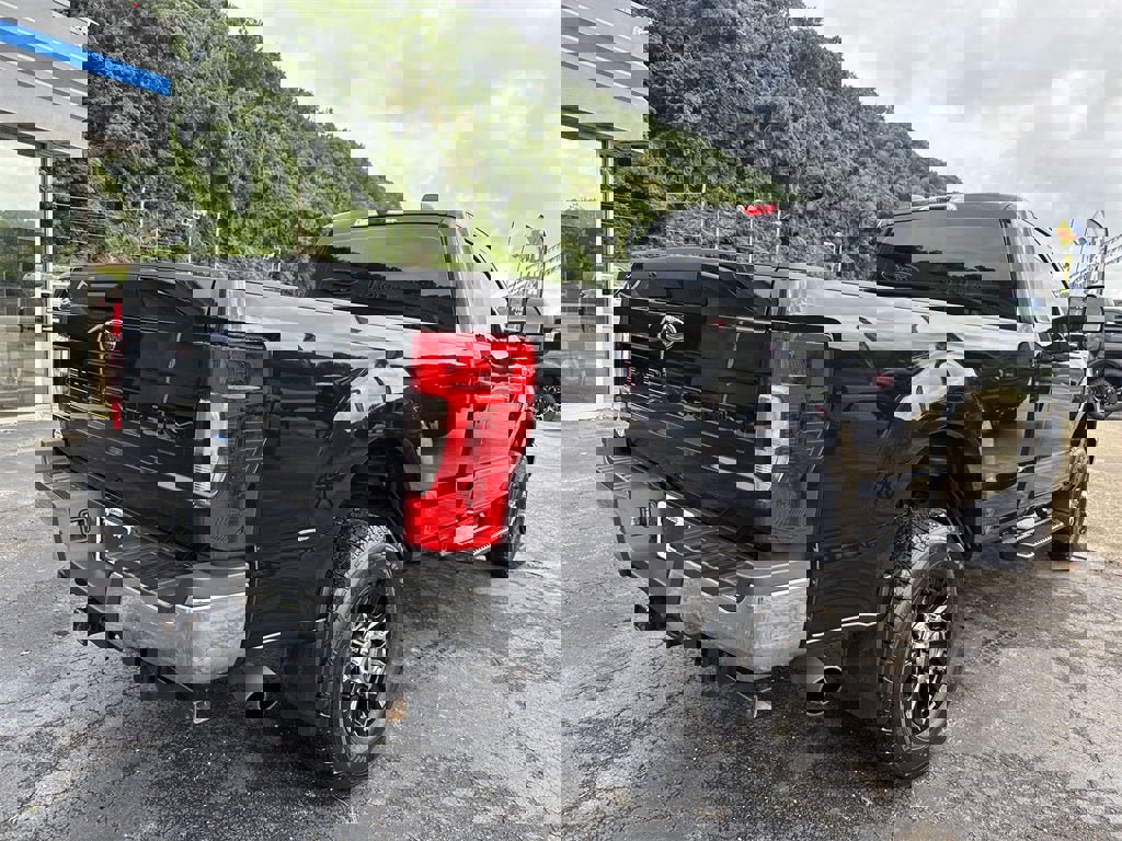 Used 2022 Ford F350 XL w/ STX Appearance Package image 4