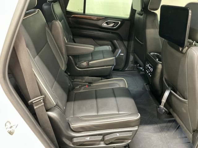 Used 2023 Chevrolet Tahoe Premier w/ Advanced Technology Package AWD/4WD image 19