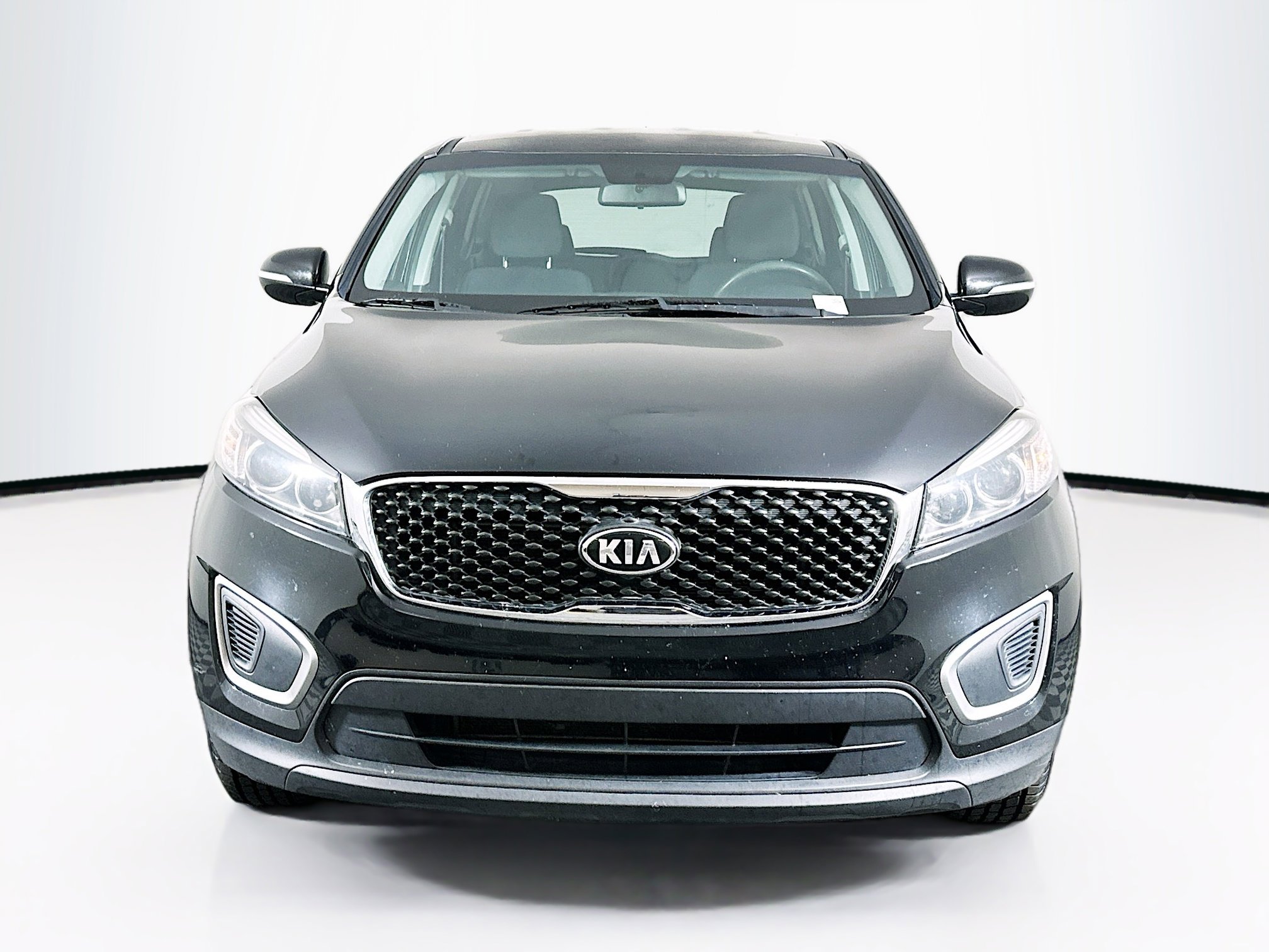Used 2016 Kia Sorento L FWD image 2