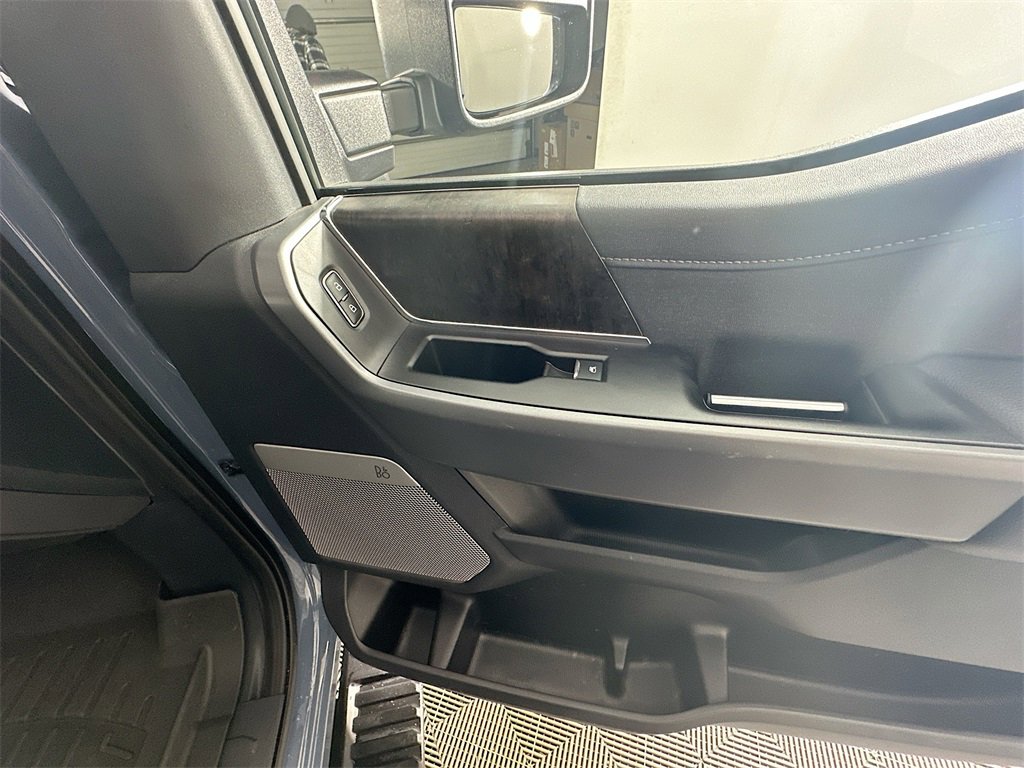 Used 2023 Ford F250 Lariat w/ Sport Appearance Package image 23