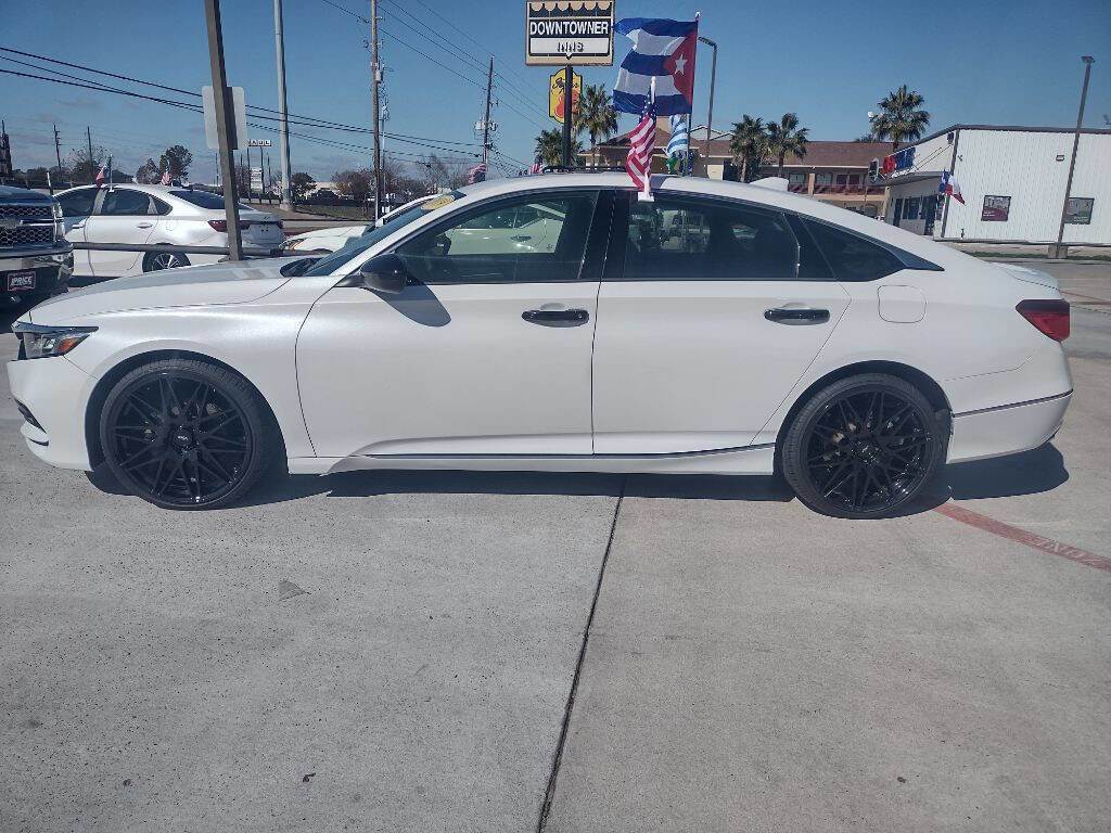 Used 2019 Honda Accord EX image 4