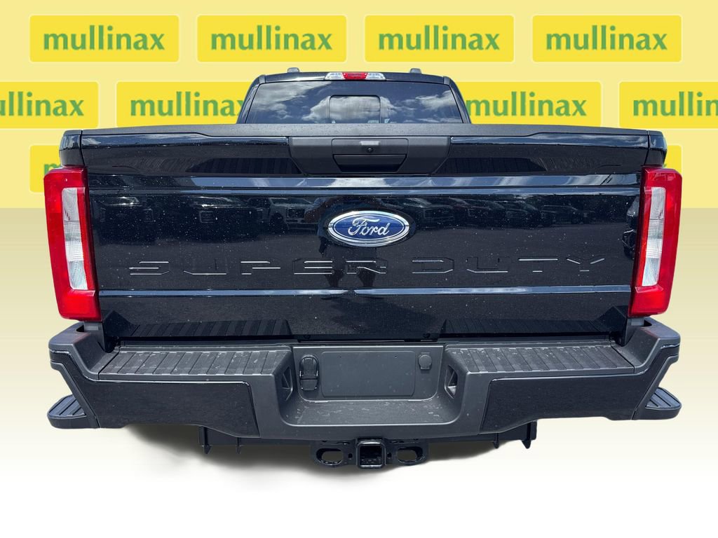 New 2026 Ford F250 4x4 Crew Cab Super Duty image 12