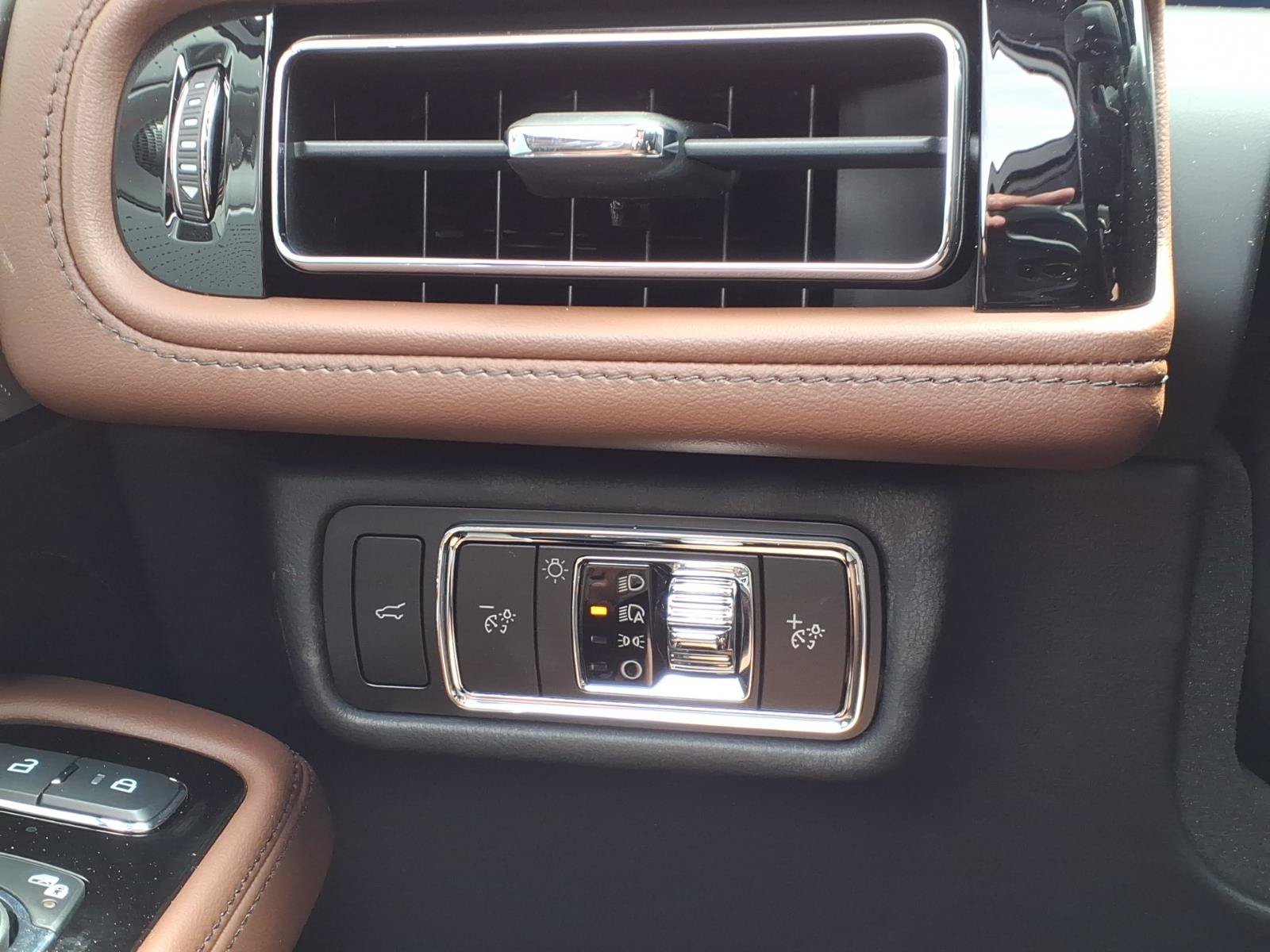 New 2026 Lincoln Aviator Reserve AWD/4WD image 21