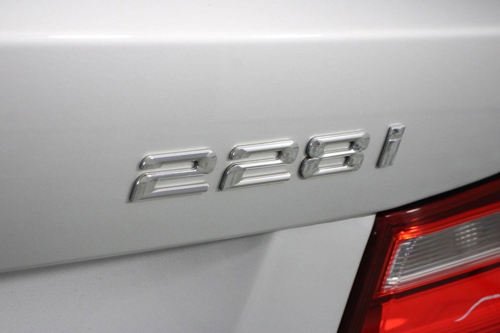 Used 2016 BMW 228i Convertible RWD image 20