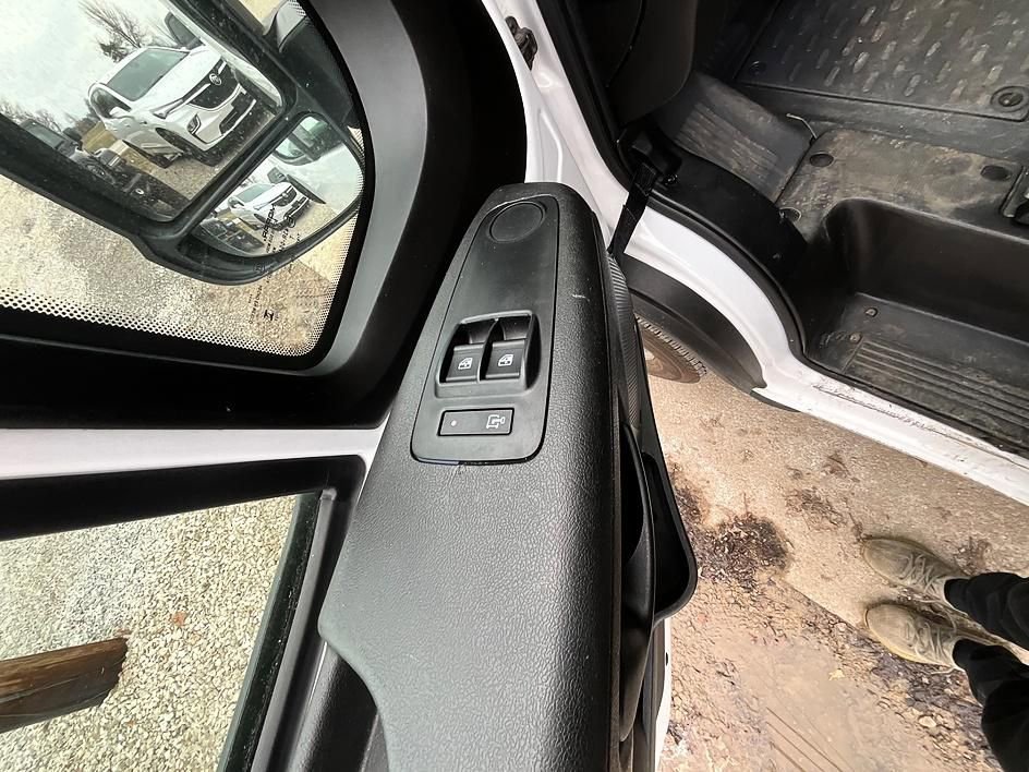 Used 2023 RAM ProMaster 2500 w/ Convenience Group image 14