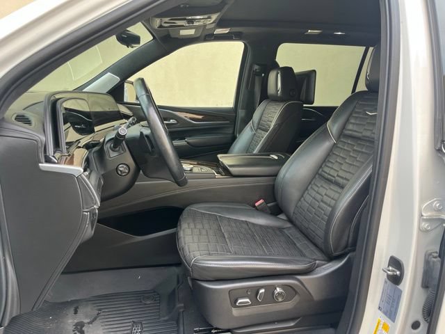 Used 2021 Cadillac Escalade ESV Sport Platinum RWD image 10