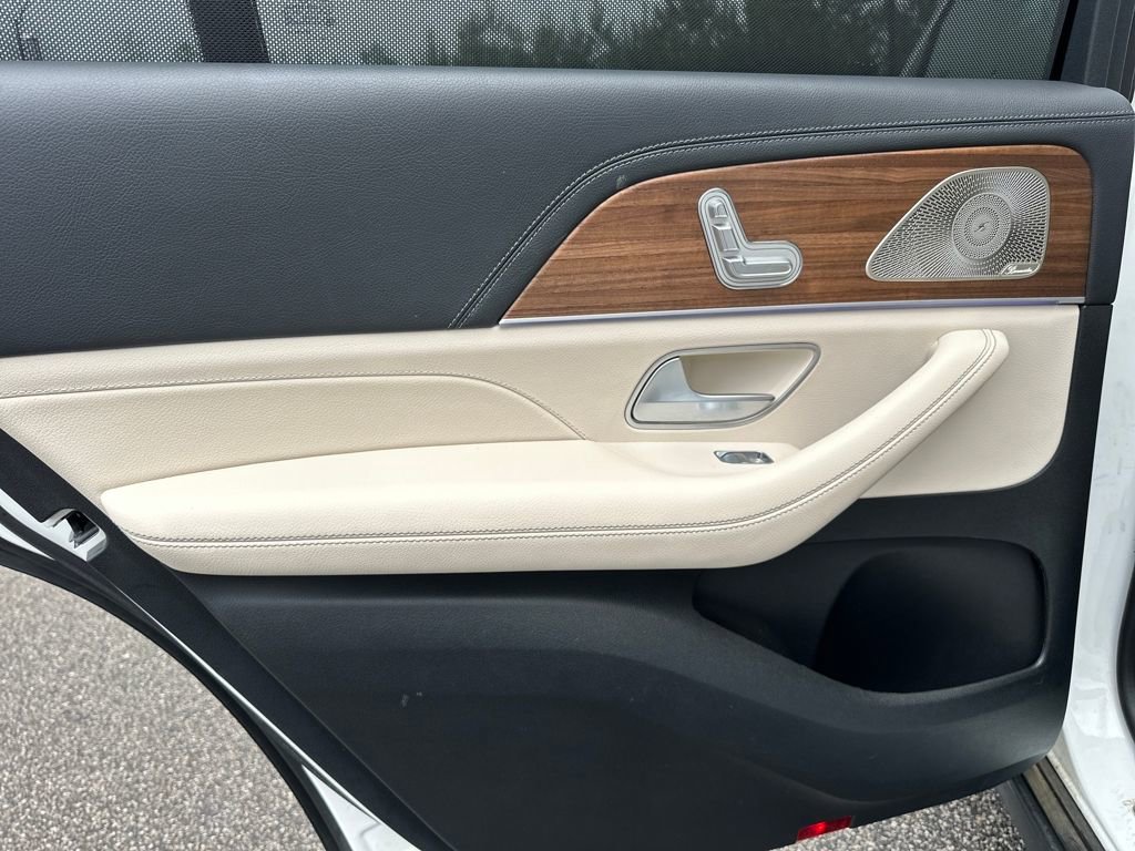 Certified 2024 Mercedes-Benz GLS 450 4MATIC image 31