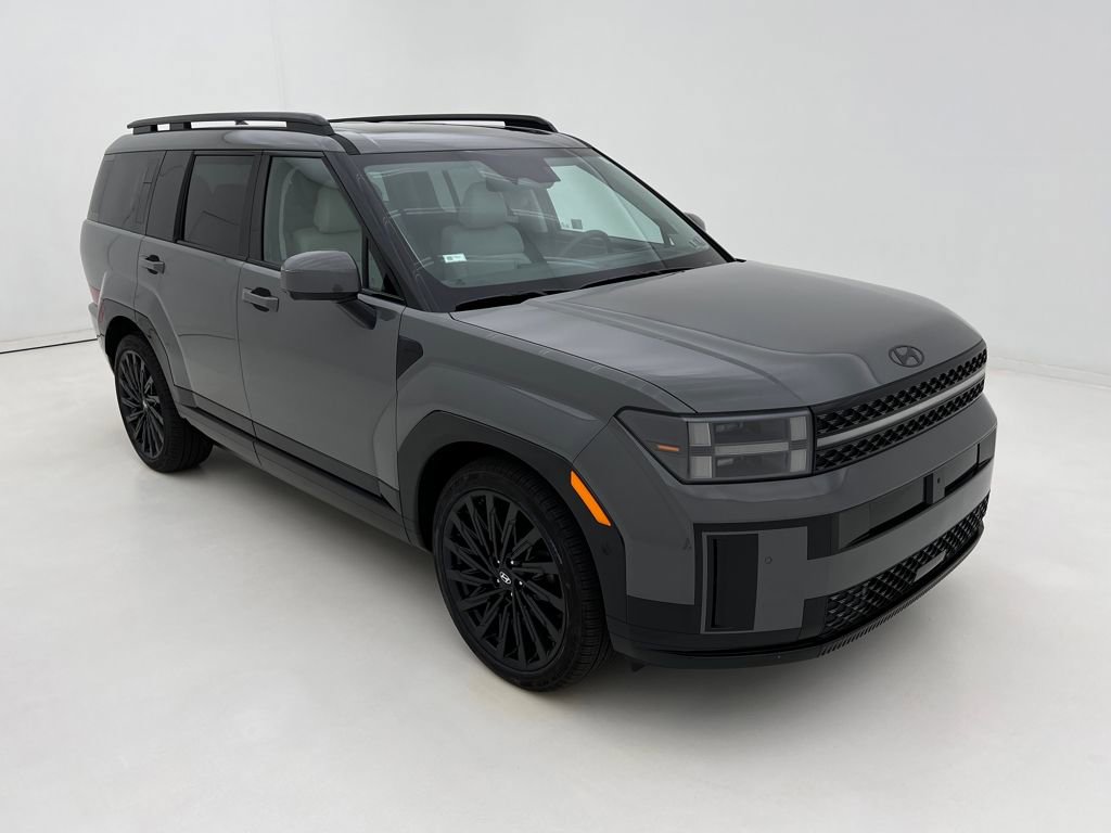 Used 2025 Hyundai Santa Fe Calligraphy video 2