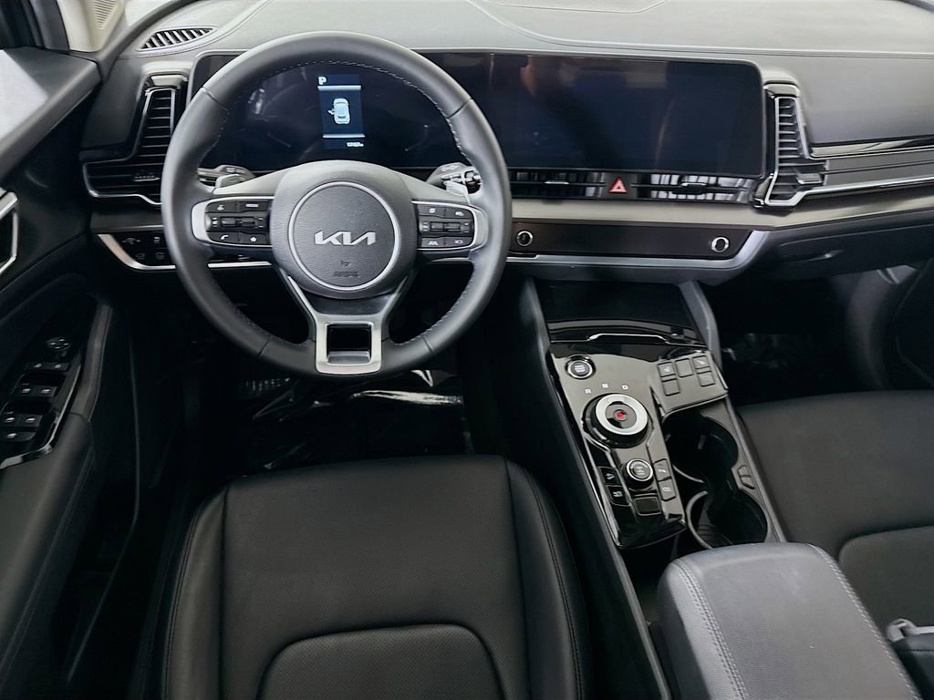 Used 2024 Kia Sportage EX w/ EX Premium Package image 3