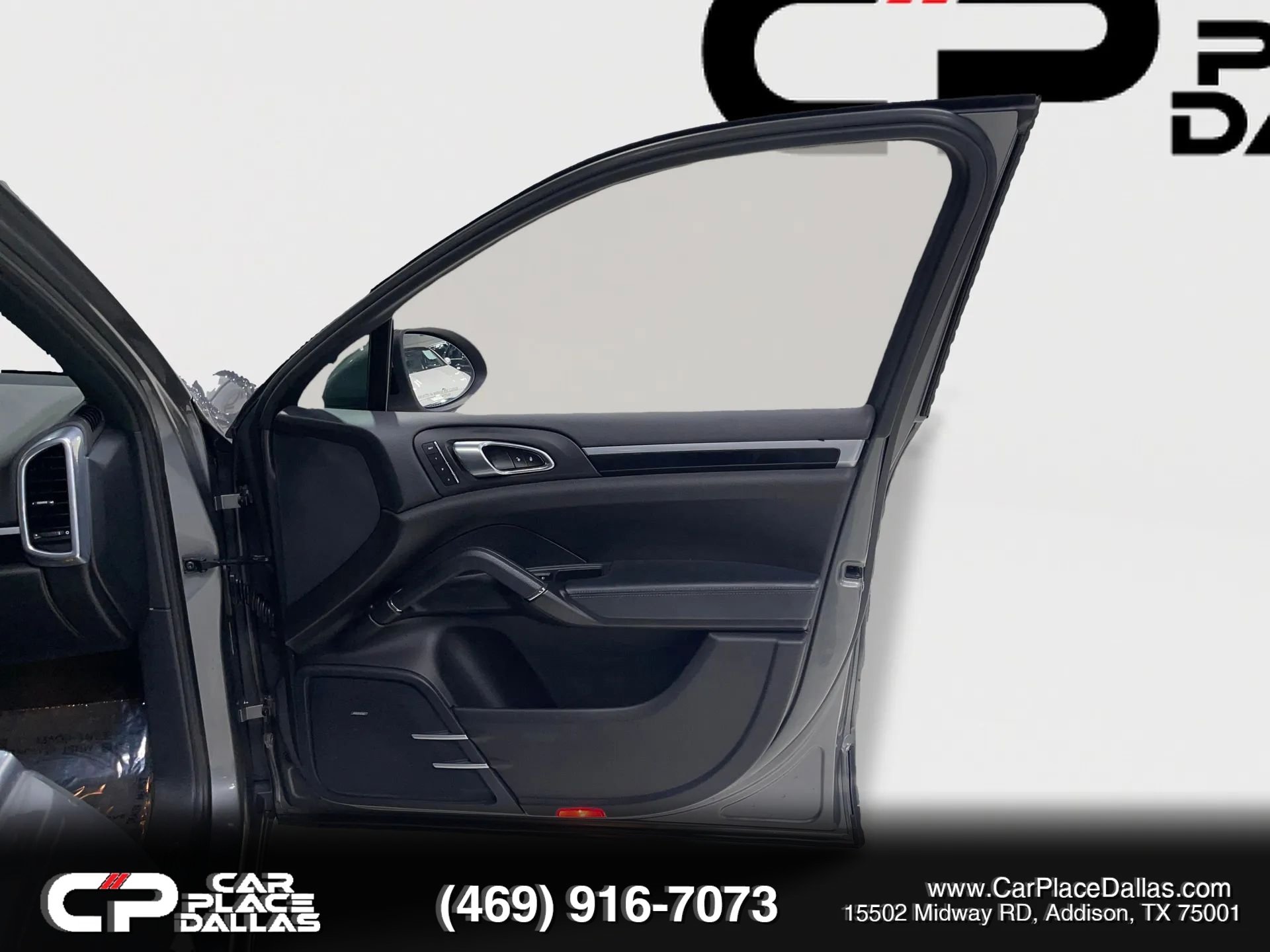 Used 2014 Porsche Cayenne AWD/4WD image 22