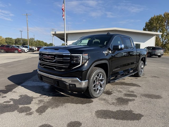 New 2026 GMC Sierra 1500 SLT w/ SLT Premium Plus Package image 2