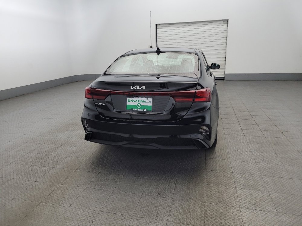 Used 2023 Kia Forte LXS w/ LXS Technology Package image 7