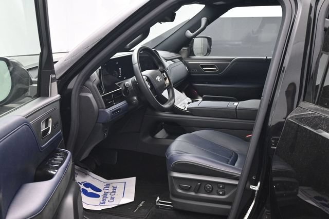 Used 2026 INFINITI QX80 4WD w/ Sport Exterior Package image 23