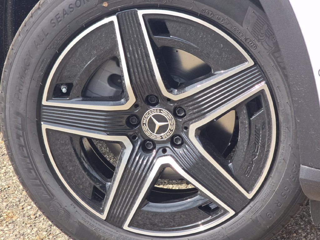 New 2027 Mercedes-Benz GLC 300 4MATIC image 11