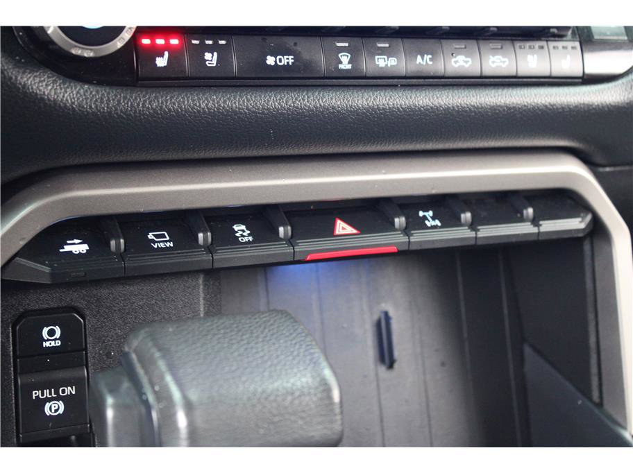 Used 2022 Toyota Tundra Limited w/ TRD Off-Road Package image 25