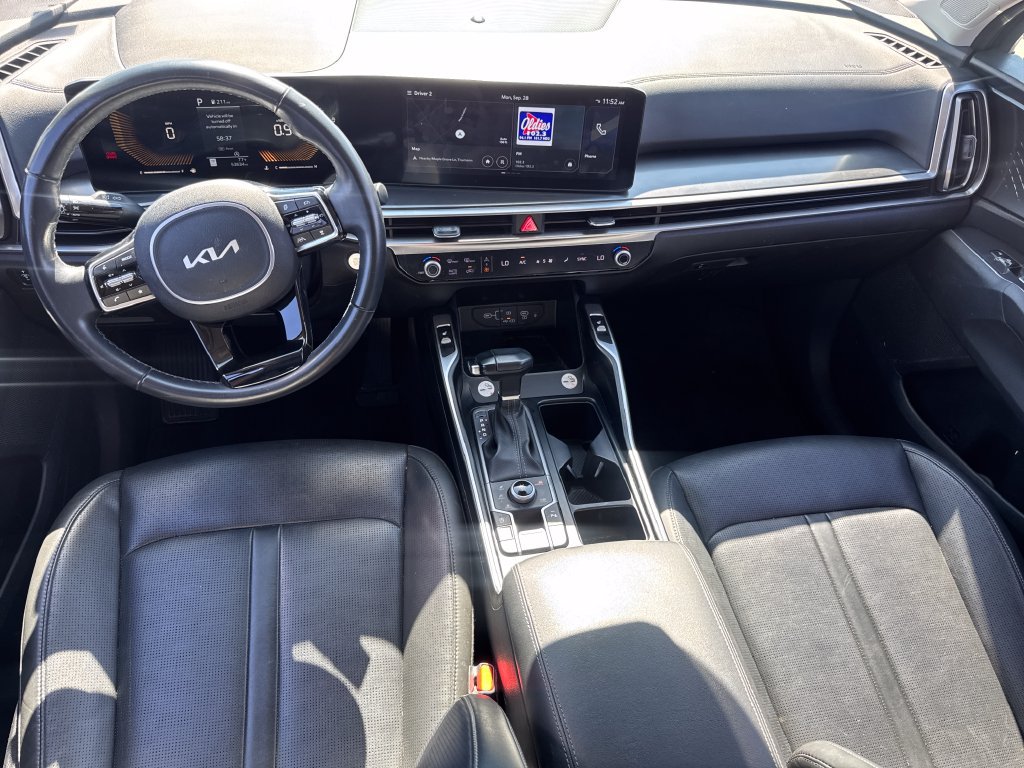 Used 2024 Kia Sorento S AWD/4WD image 15