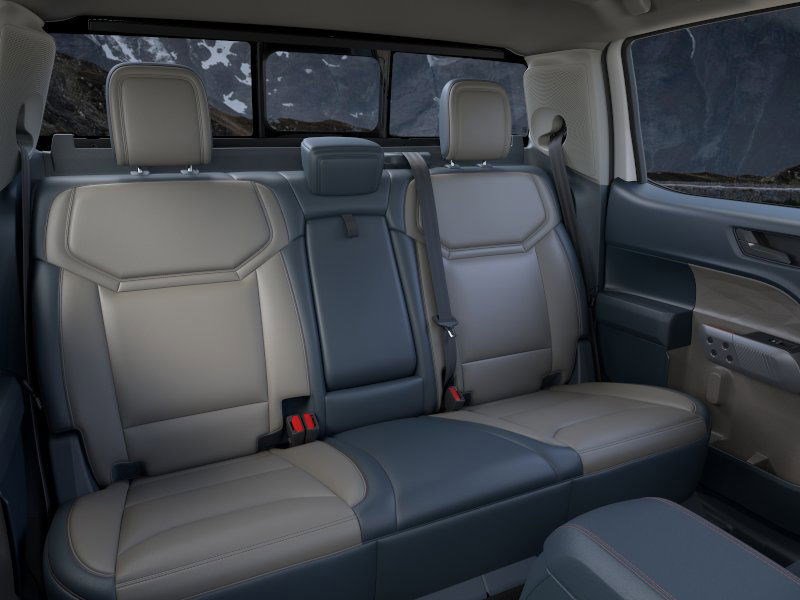 New 2025 Ford Maverick Lariat w/ 4K Tow Package image 11