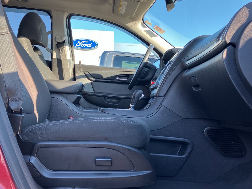 Used 2016 GMC Acadia SLE image 37