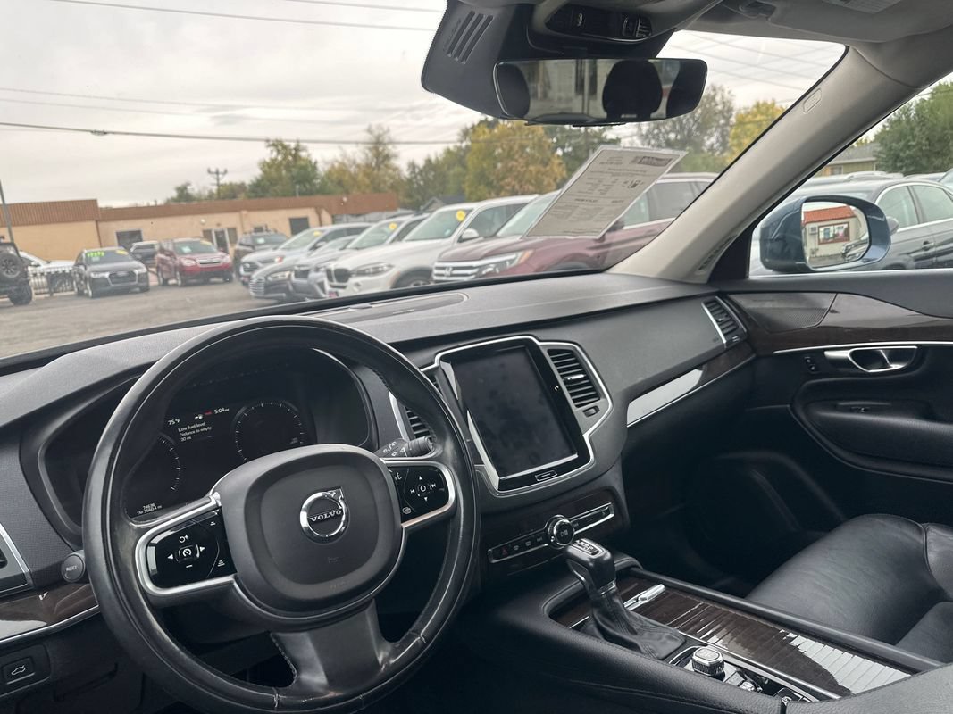 Used 2019 Volvo XC90 T6 Momentum w/ Protection Package Premier AWD/4WD image 24
