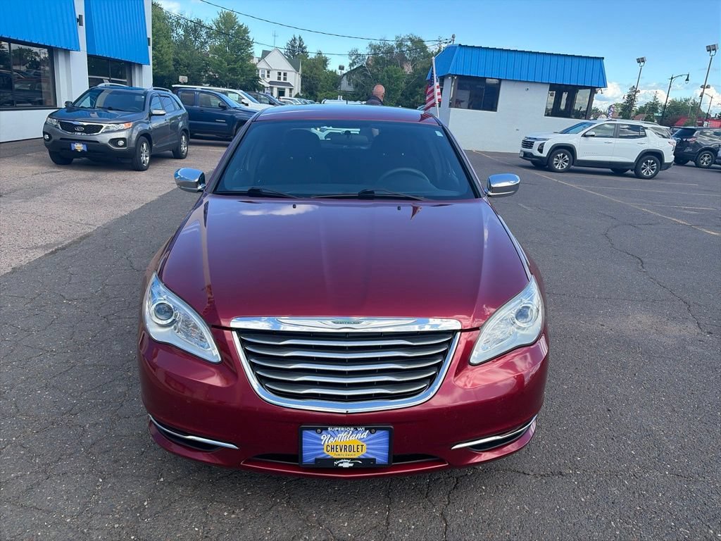 Used 2014 Chrysler 200 LX FWD image 2