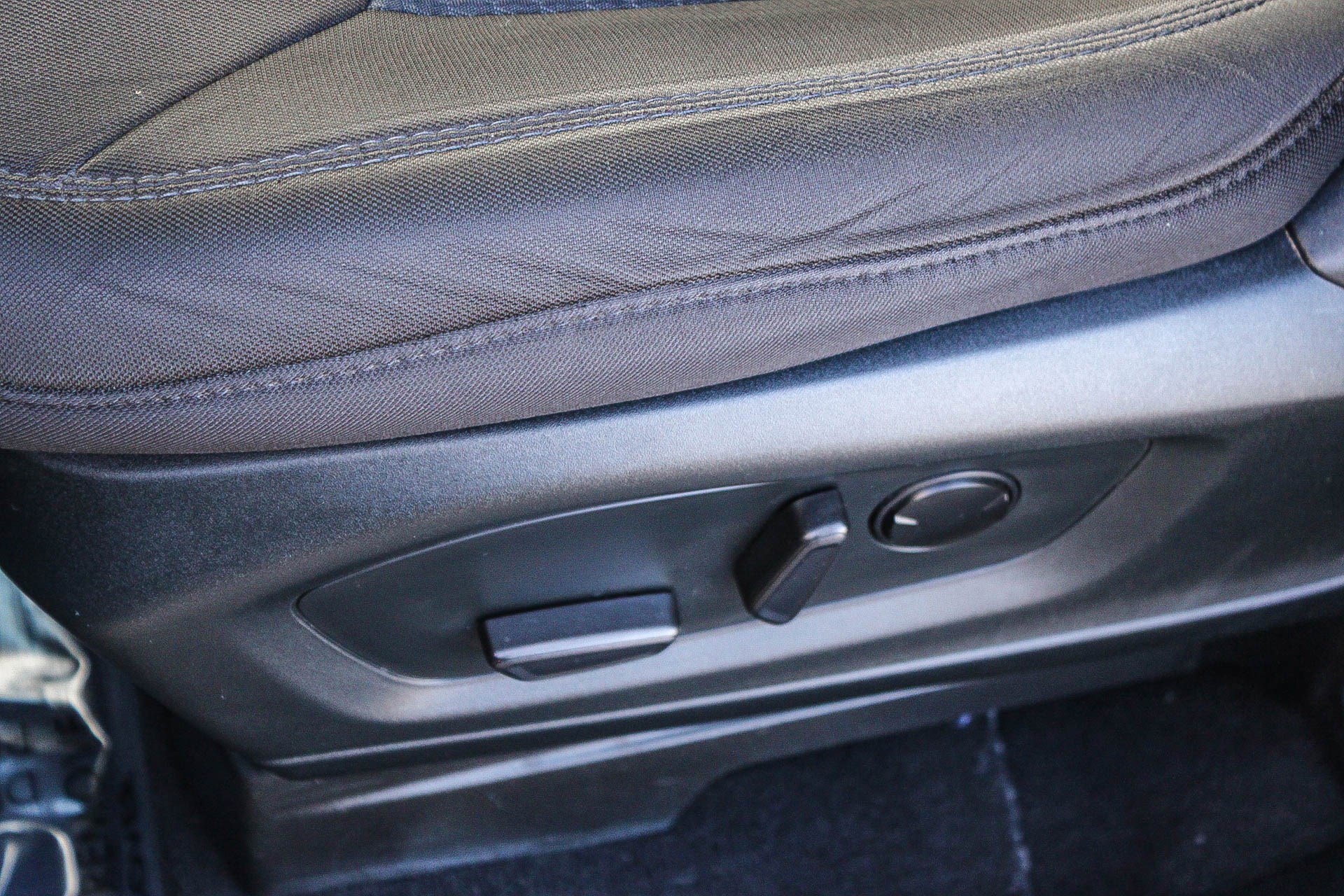 Used 2022 Ford Explorer XLT image 22