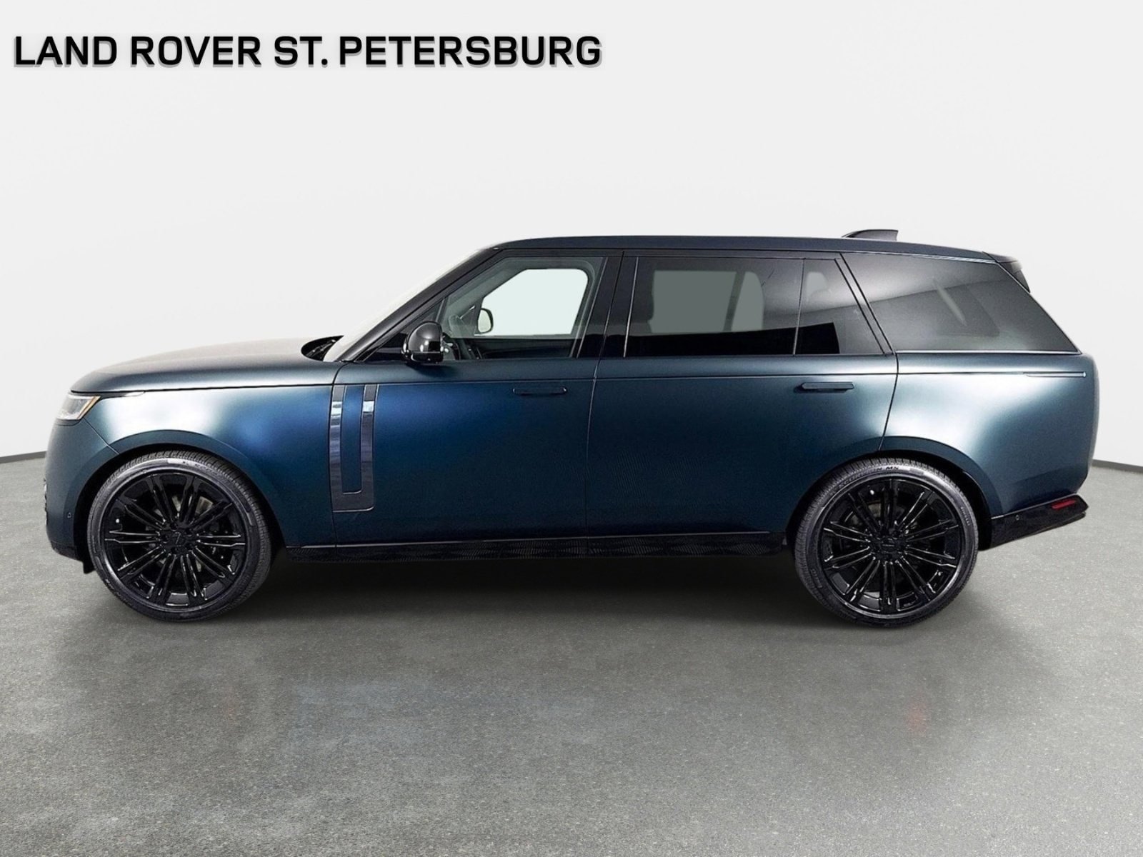 New 2026 Land Rover Range Rover Long Wheelbase SE AWD/4WD image 8