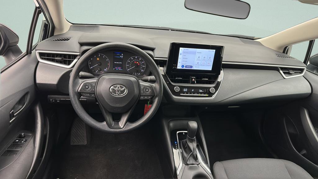 Used 2025 Toyota Corolla LE FWD image 11