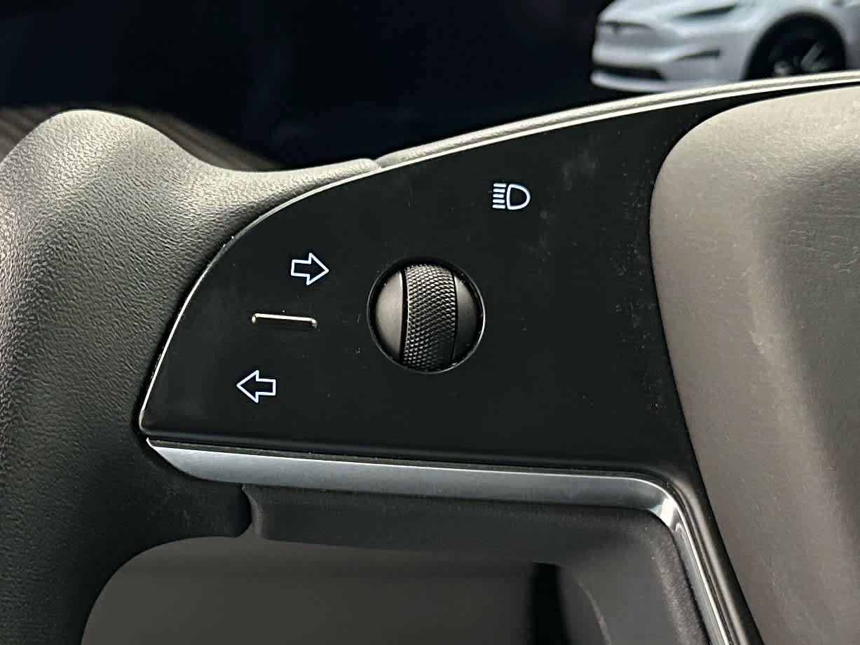 Used 2022 Tesla Model X Plaid AWD/4WD image 27