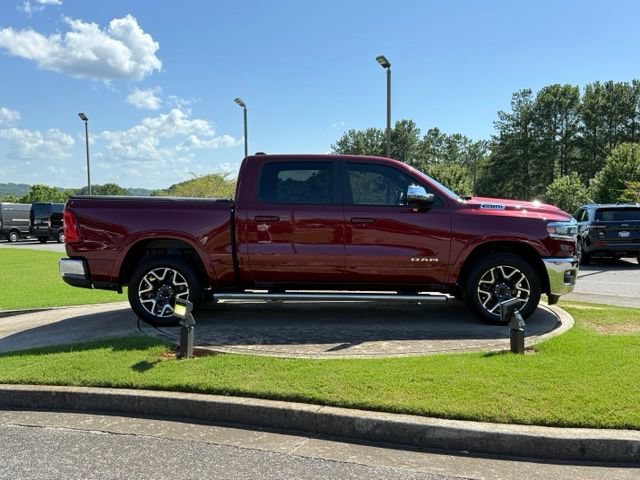 Used 2025 RAM 1500 Laramie AWD/4WD image 8