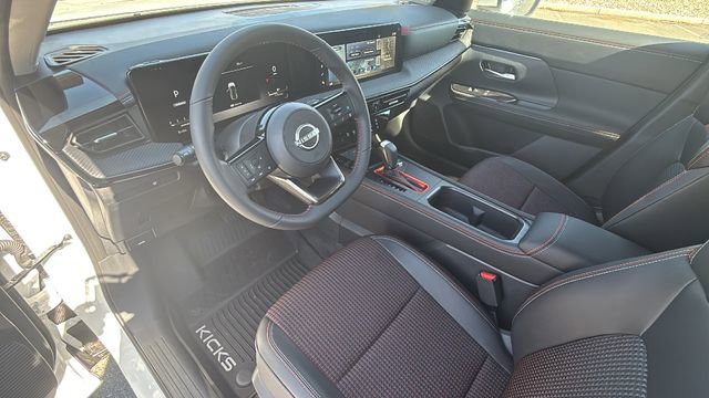New 2025 Nissan Kicks SR image 10