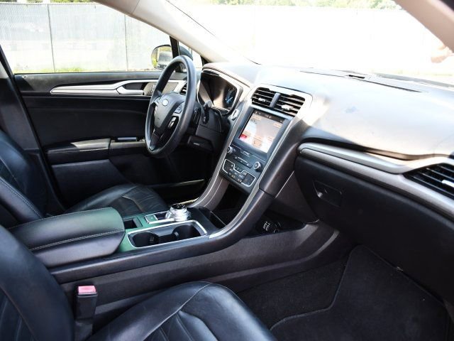 Used 2019 Ford Fusion SE AWD/4WD image 33