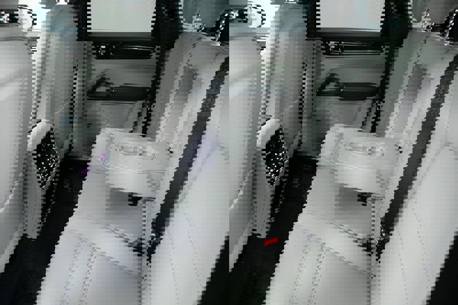 Certified 2023 Porsche Cayenne GTS w/ Premium Package Plus image 29