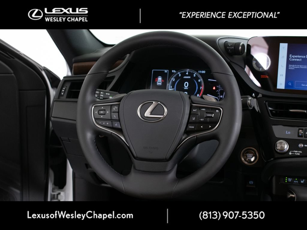 Used 2025 Lexus ES 350 w/ Premium Package FWD image 26