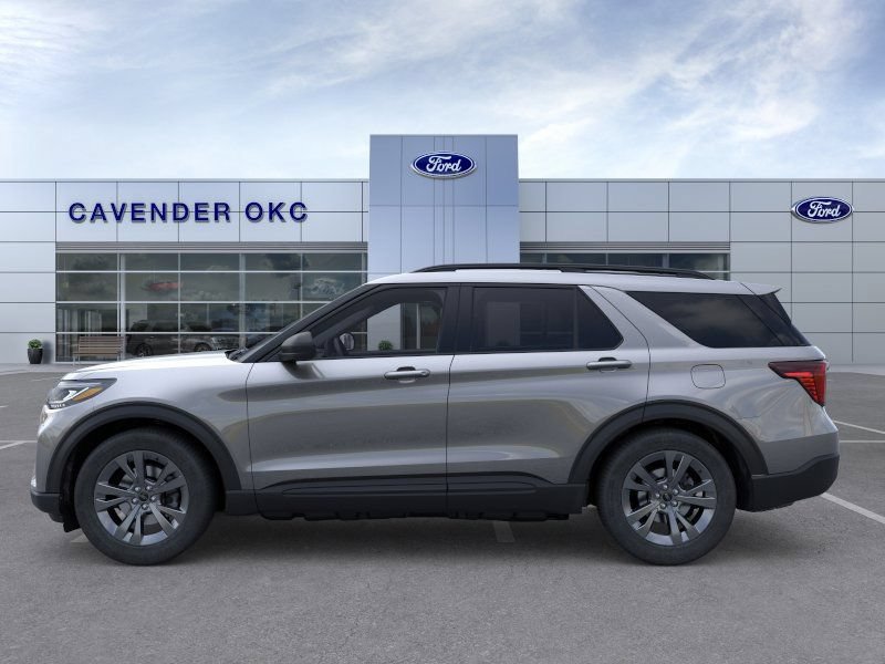 New 2026 Ford Explorer Active w/ Active Comfort Package AWD/4WD image 3