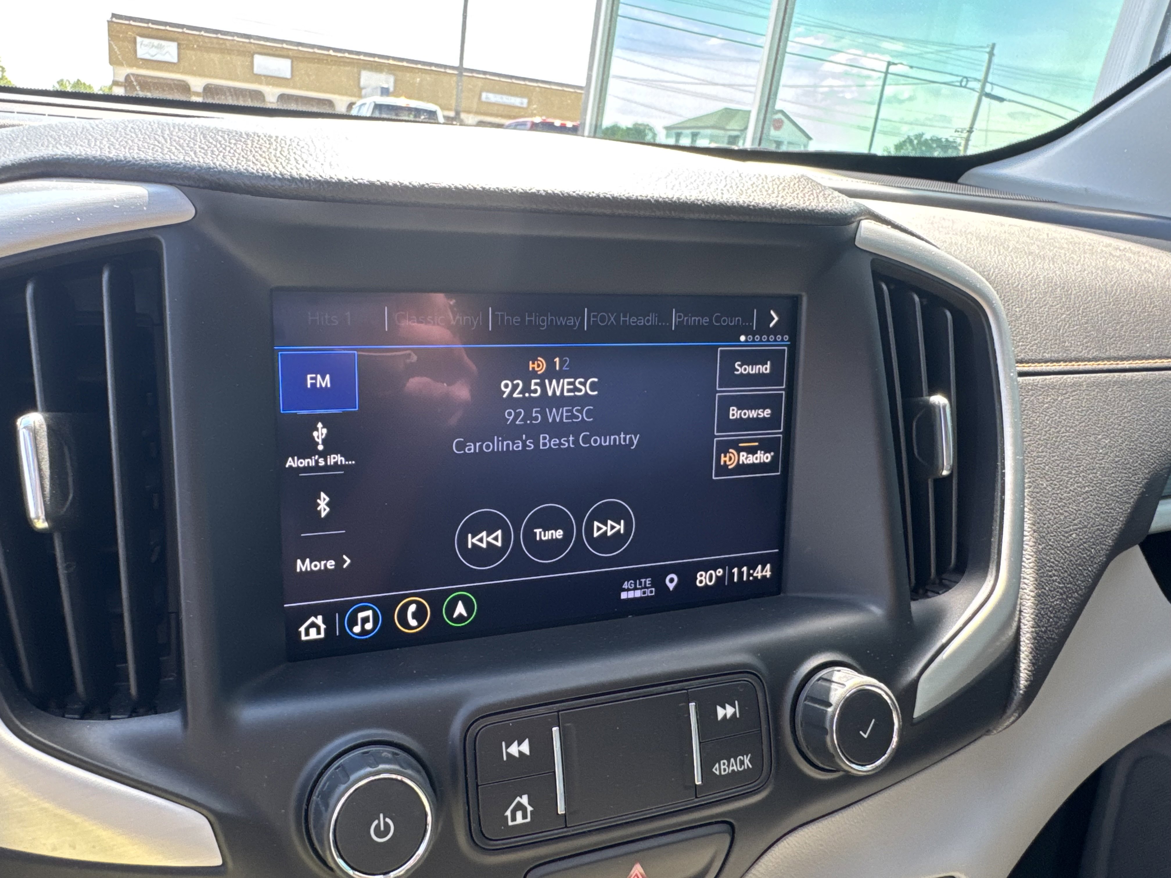Used 2021 GMC Terrain SLT w/ Infotainment Package II FWD image 17
