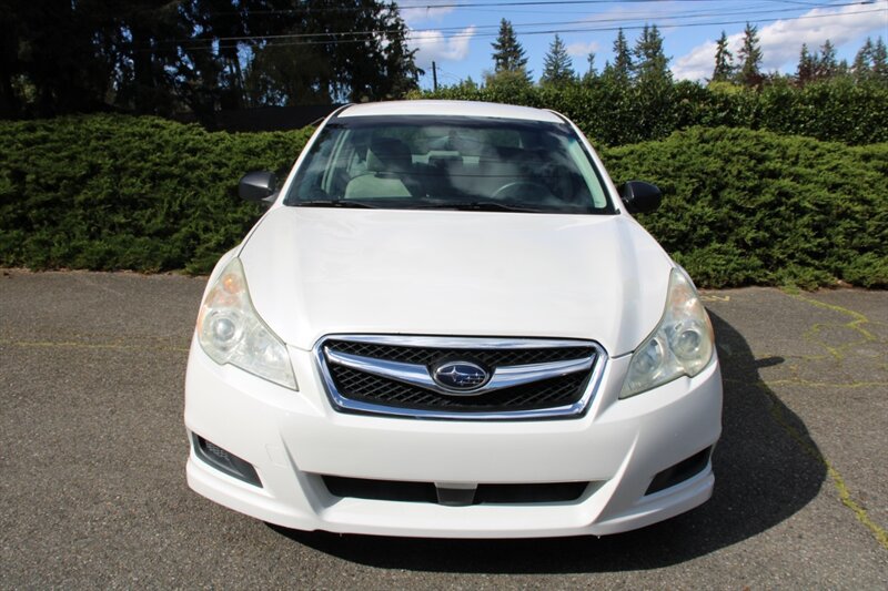 Used 2010 Subaru Legacy 2.5i AWD/4WD image 9