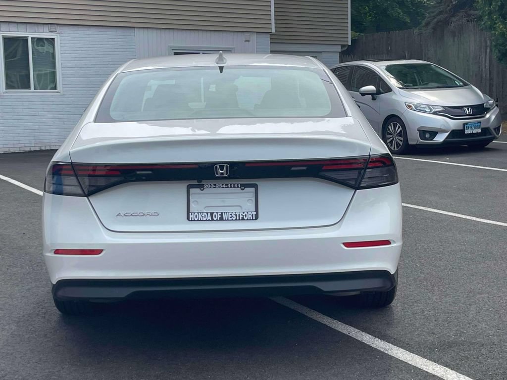Certified 2024 Honda Accord EX image 6
