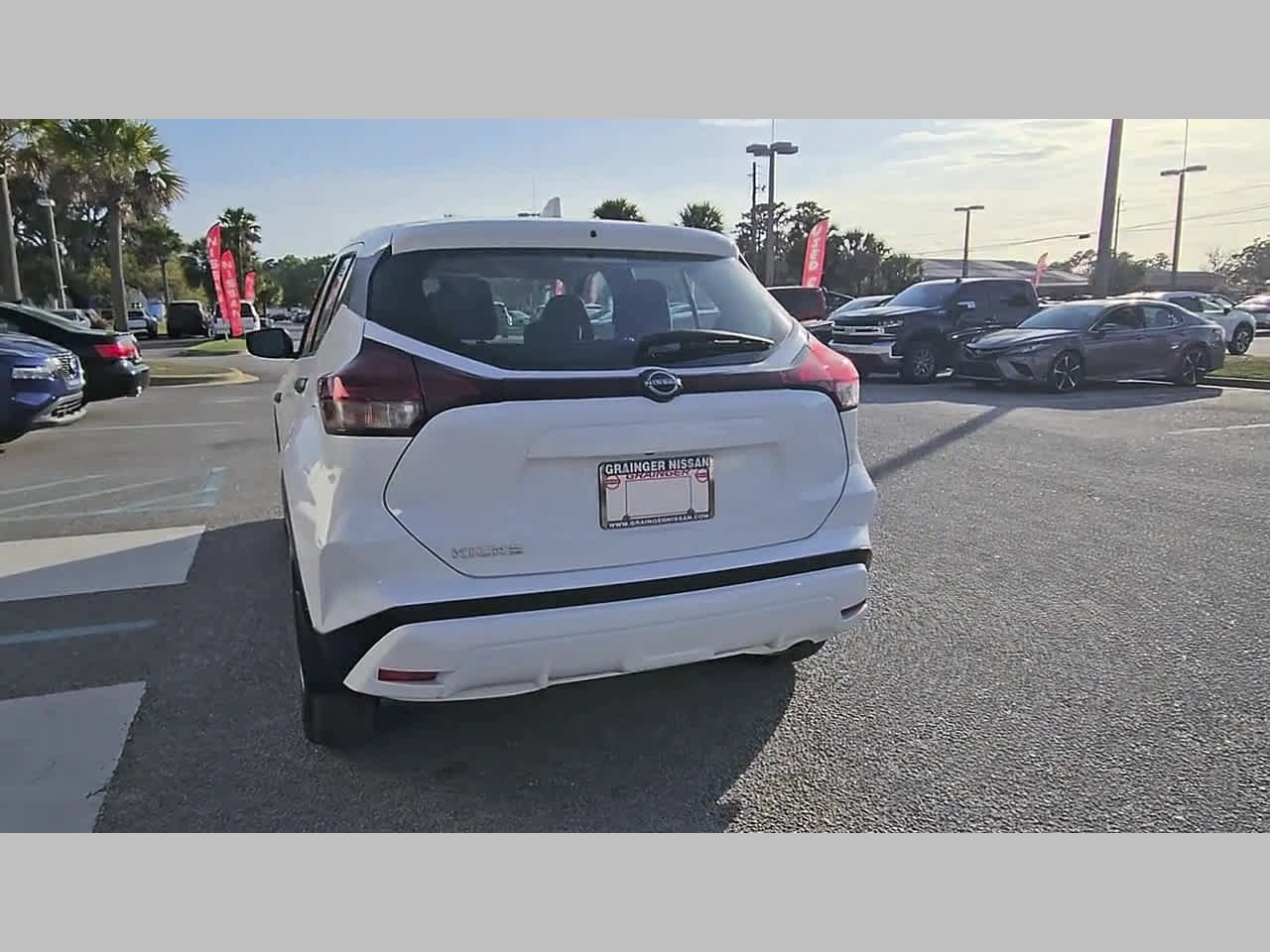 Used 2025 Nissan Kicks Play S image 29