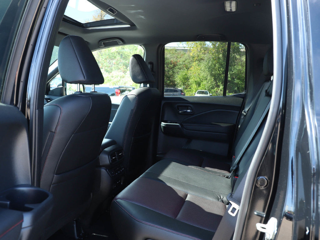 Used 2024 Honda Ridgeline Black Edition image 16