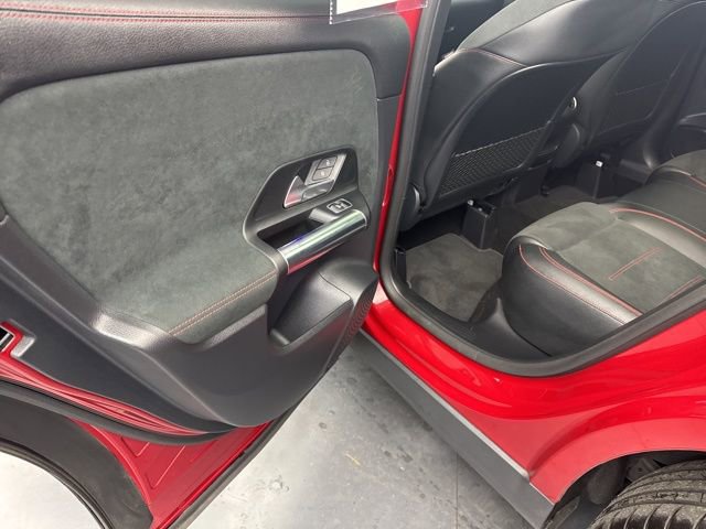 Used 2022 Mercedes-Benz GLA 250 4MATIC image 39