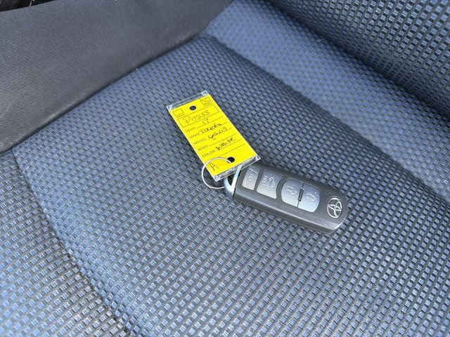 Used 2017 Toyota Yaris iA FWD image 33