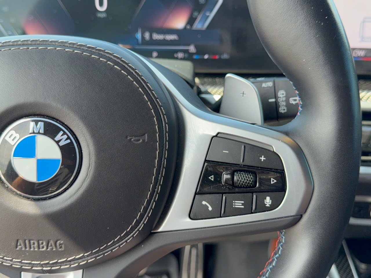 Used 2023 BMW X7 M60i w/ Executive Package AWD/4WD image 19