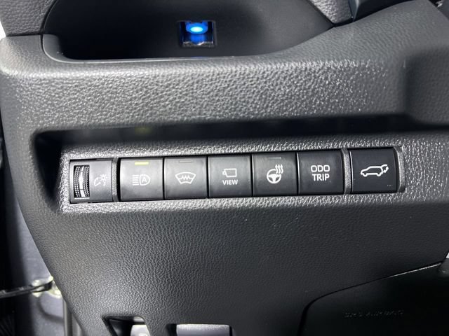 Used 2023 Toyota RAV4 XSE AWD/4WD image 18