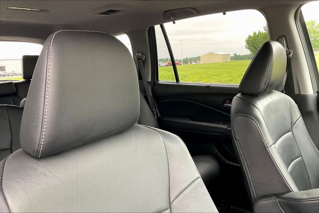 Certified 2021 Honda Pilot Touring image 24