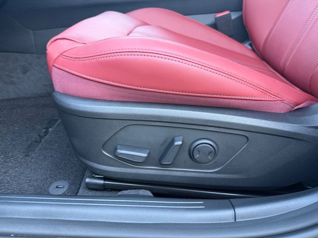 New 2026 Kia K5 GT-Line w/ GT-Line Premium Package image 17