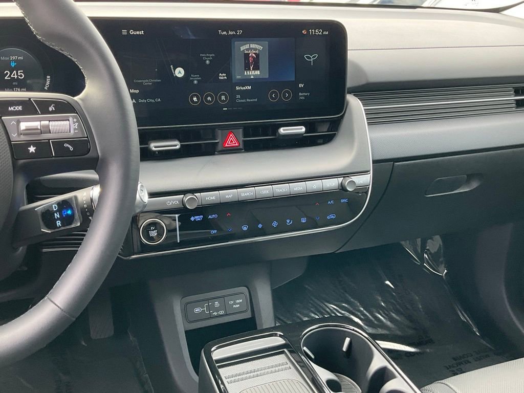 Used 2025 Hyundai Ioniq 5 SEL image 43